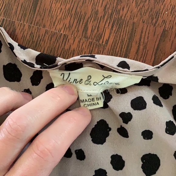 4/30 bundle - Picture 2 of 4